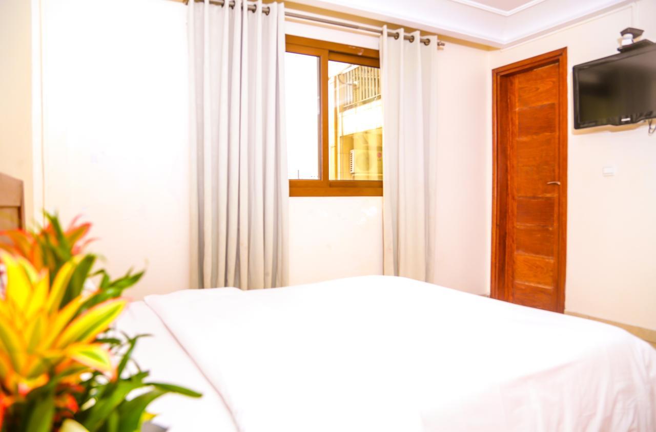 Manhantan Living Bonaberi ภายนอก รูปภาพ